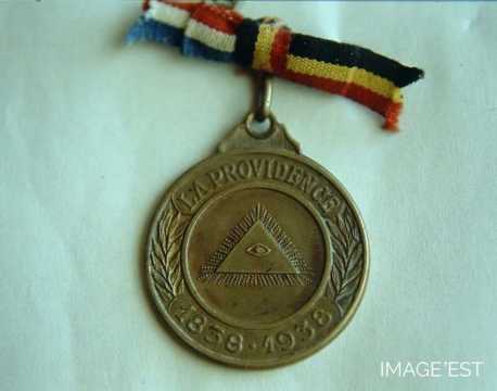 Médaille du centenaire de la Providence (Réhon)